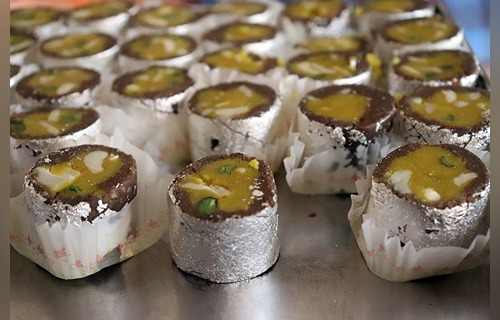 kaju-honey-roll
